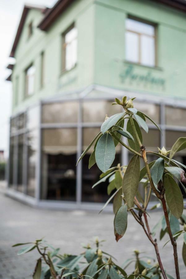 Province Hotel Cesis Exterior photo